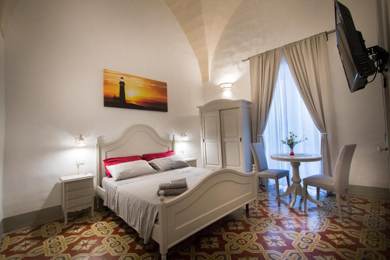 Le Finestre Su Porta Carrese - Luxury Rooms Matino Exteriér fotografie